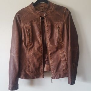 BROWN LEATHER JACKET